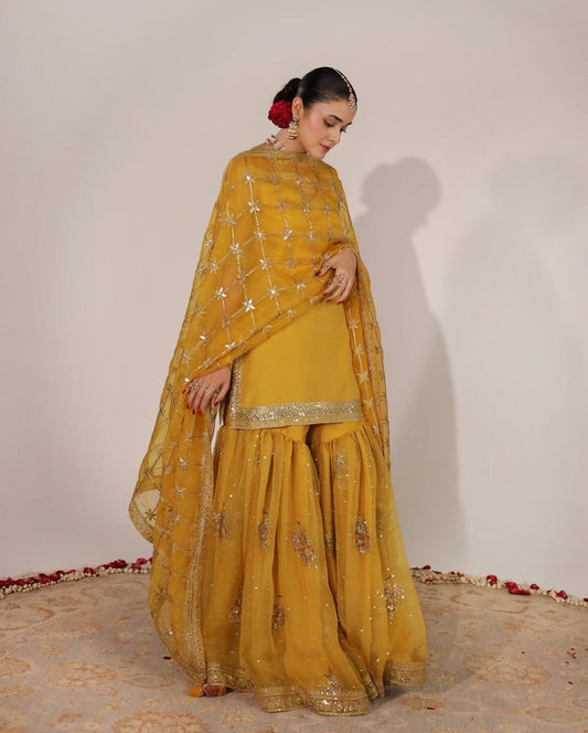 Dandelion Yellow Outfit - LIBASENISA