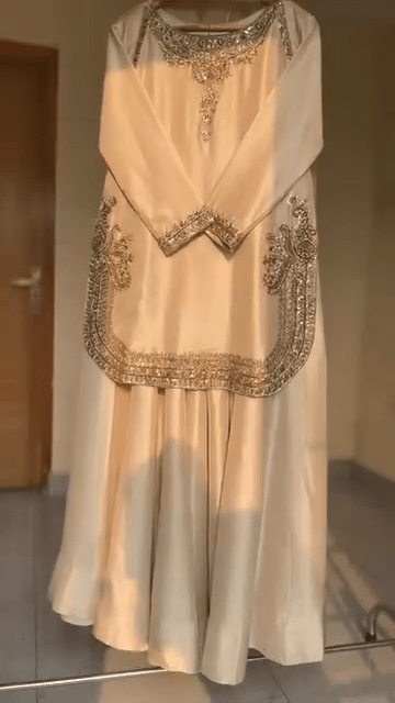 Ivory Gold - 319 - LIBASENISA