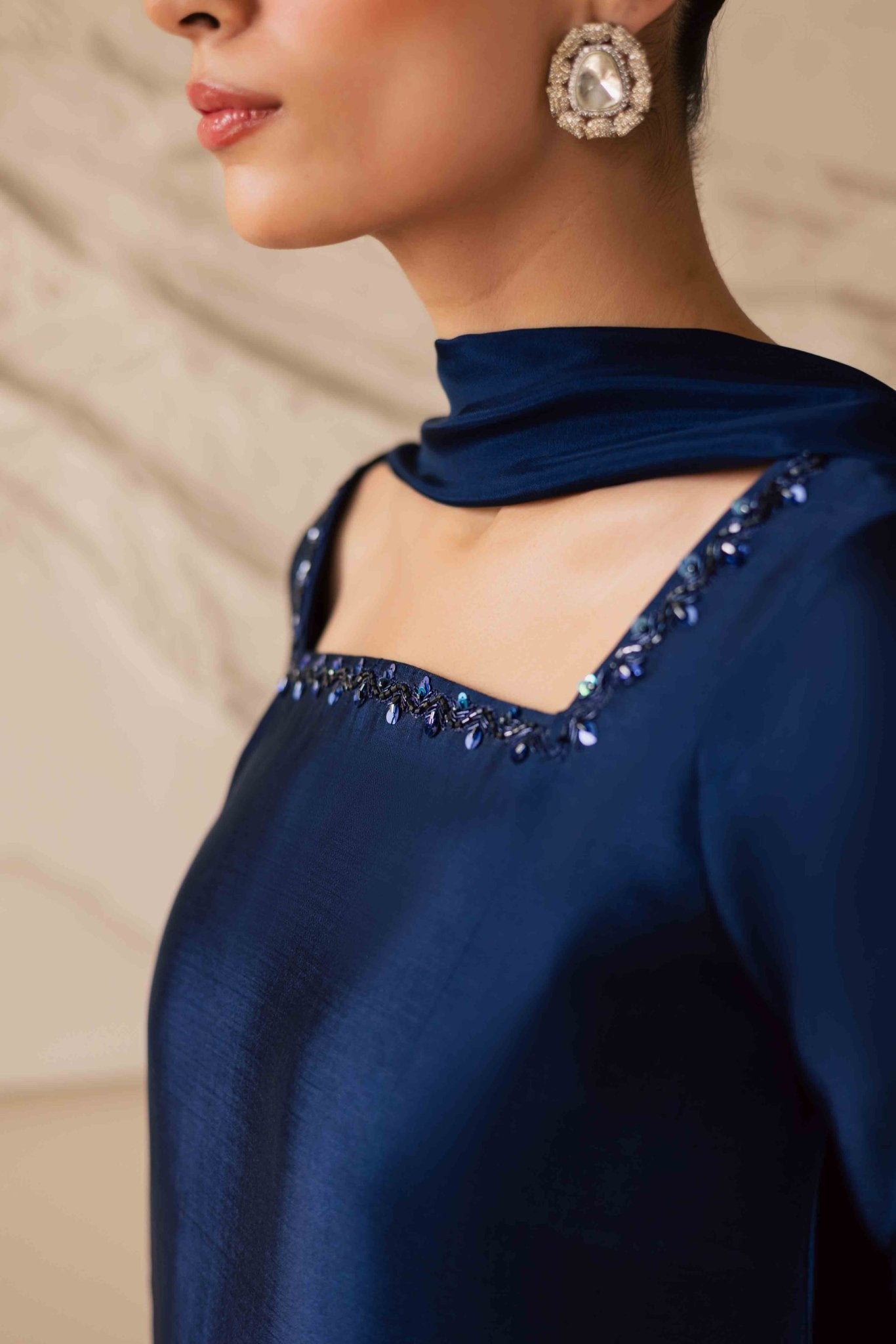 Royal Blue Dynasty - LIBASENISA