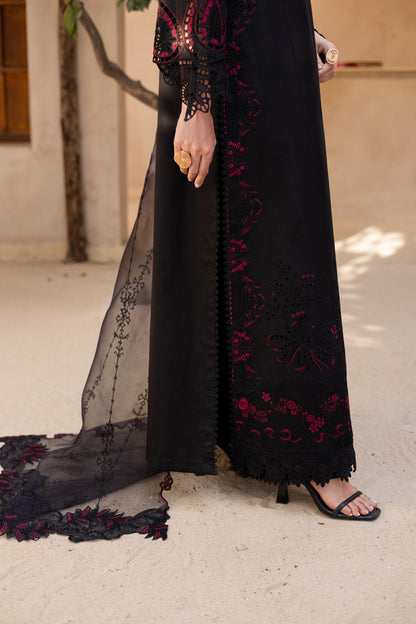 BLACKOUTFIT