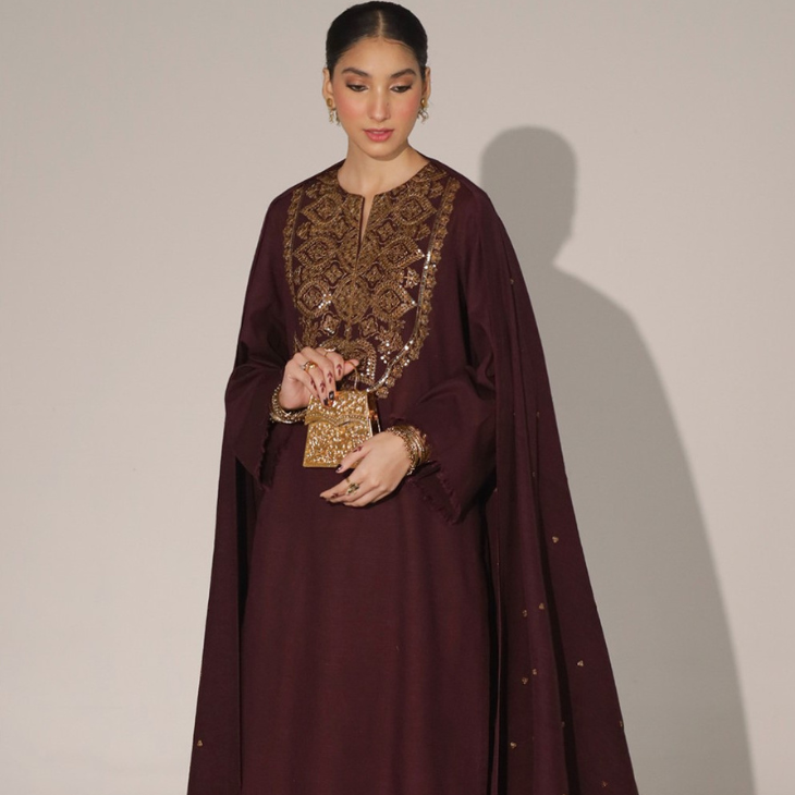 PLUM-OUTFIT
