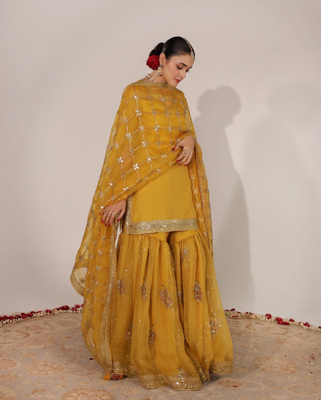 Dandelion Yellow Outfit - LIBASENISA