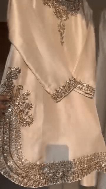 Ivory Gold - 319 - LIBASENISA