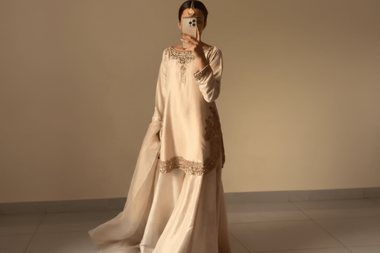 Ivory Gold - 319 - LIBASENISA