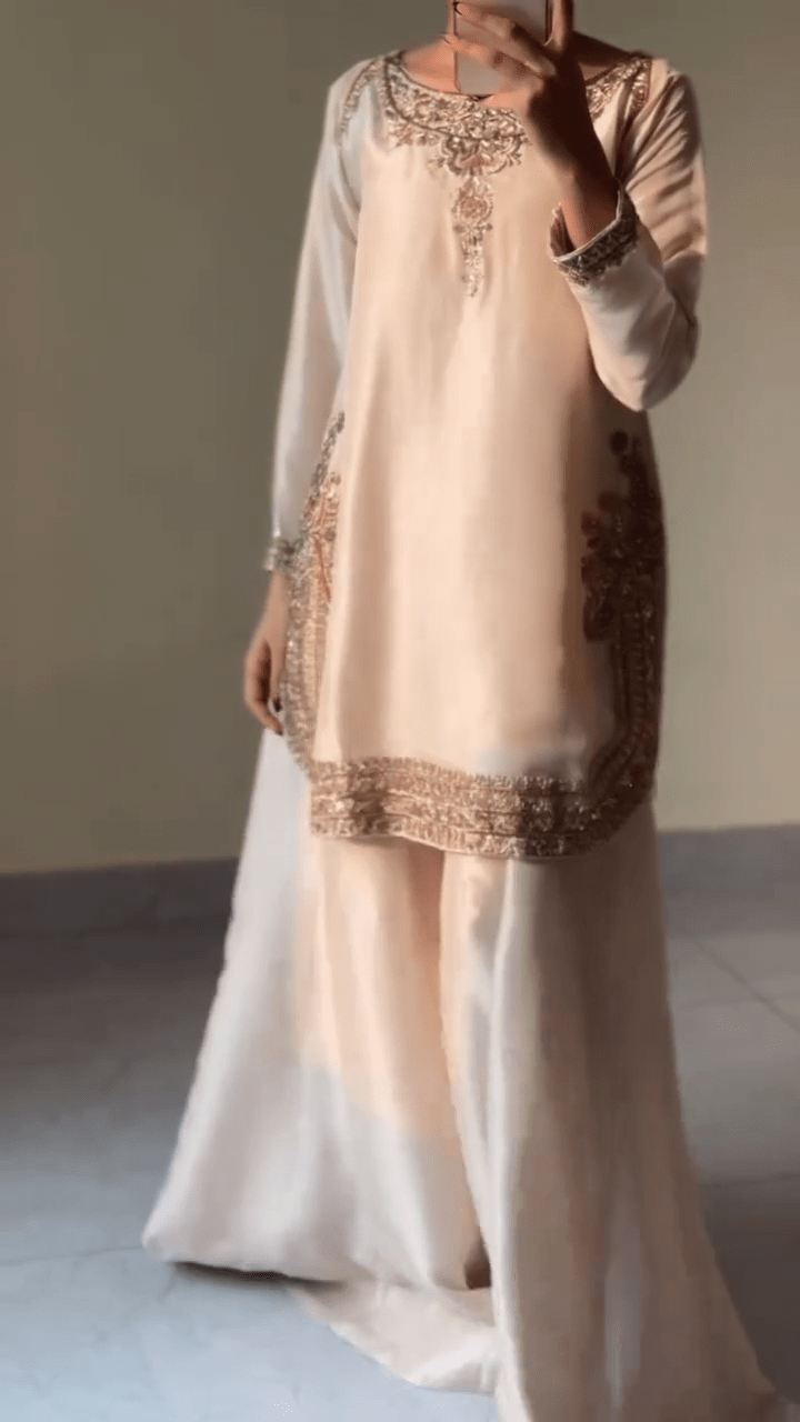 Ivory Gold - 319 - LIBASENISA