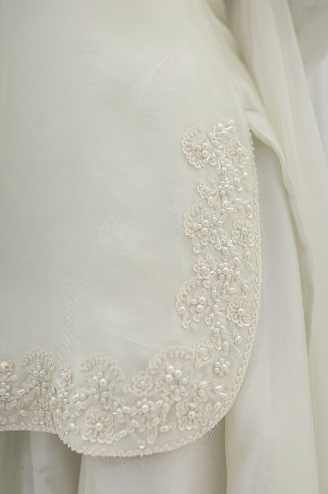 Ivory Grace - 219 - LIBASENISA