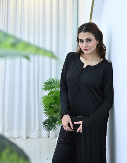 Noor - e - Siyaah 🖤 - LIBASENISA